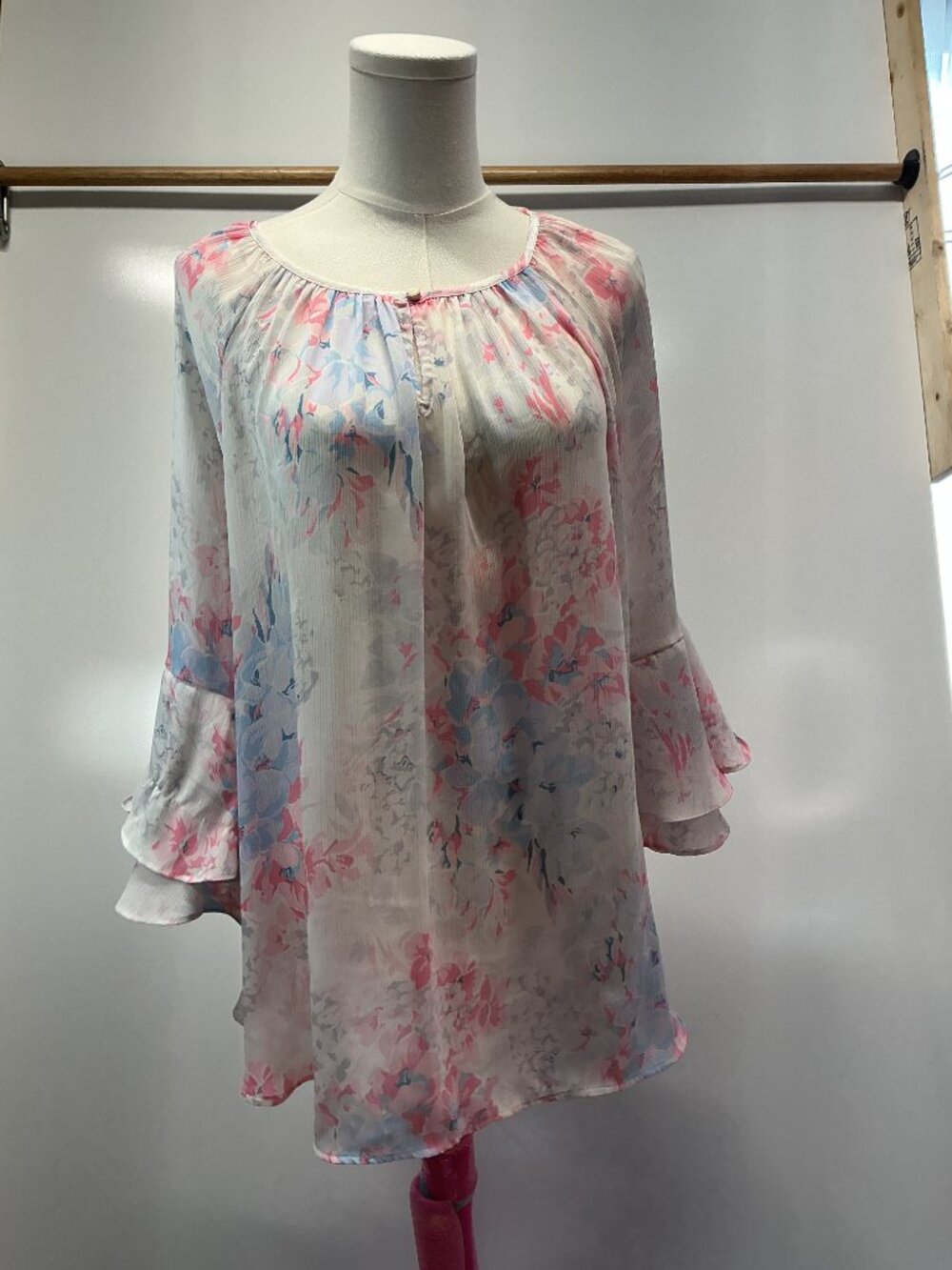 Chaps Floral Chiffon Blouse Women's XXL Pink Blue Ruffle Sleeve Sheer Blouse - Picture 15 of 16